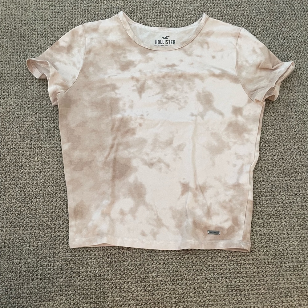 hollister tee shirt